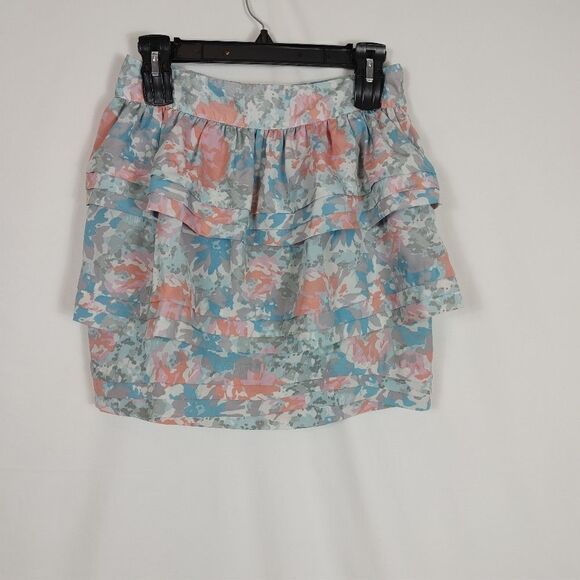 Urban Outfitters Kimchi Blu Watercolor Multicolored Tiered Skirt Women's Size 4. - Picture 3 of 8